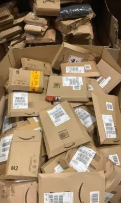 Lote real de paquetes de devoluciones Amazon